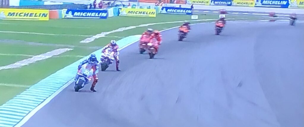 MotoGP, sprint race del Gran Premio di Sepang: vince Alex Marquez, 2° Martin e 3° Bagnaia