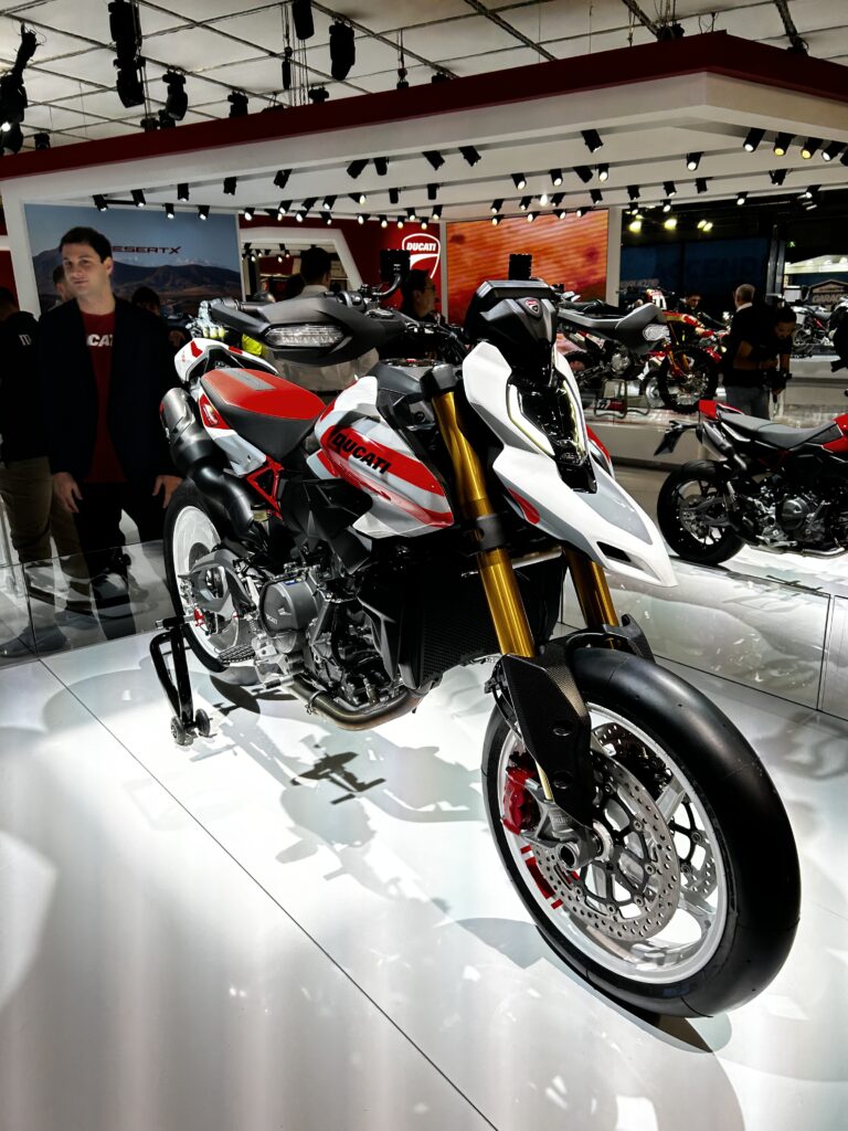 EICMA 2025, Ducati prende il volo: dalla Hyper V2 al nuovo Multistrada V4RS