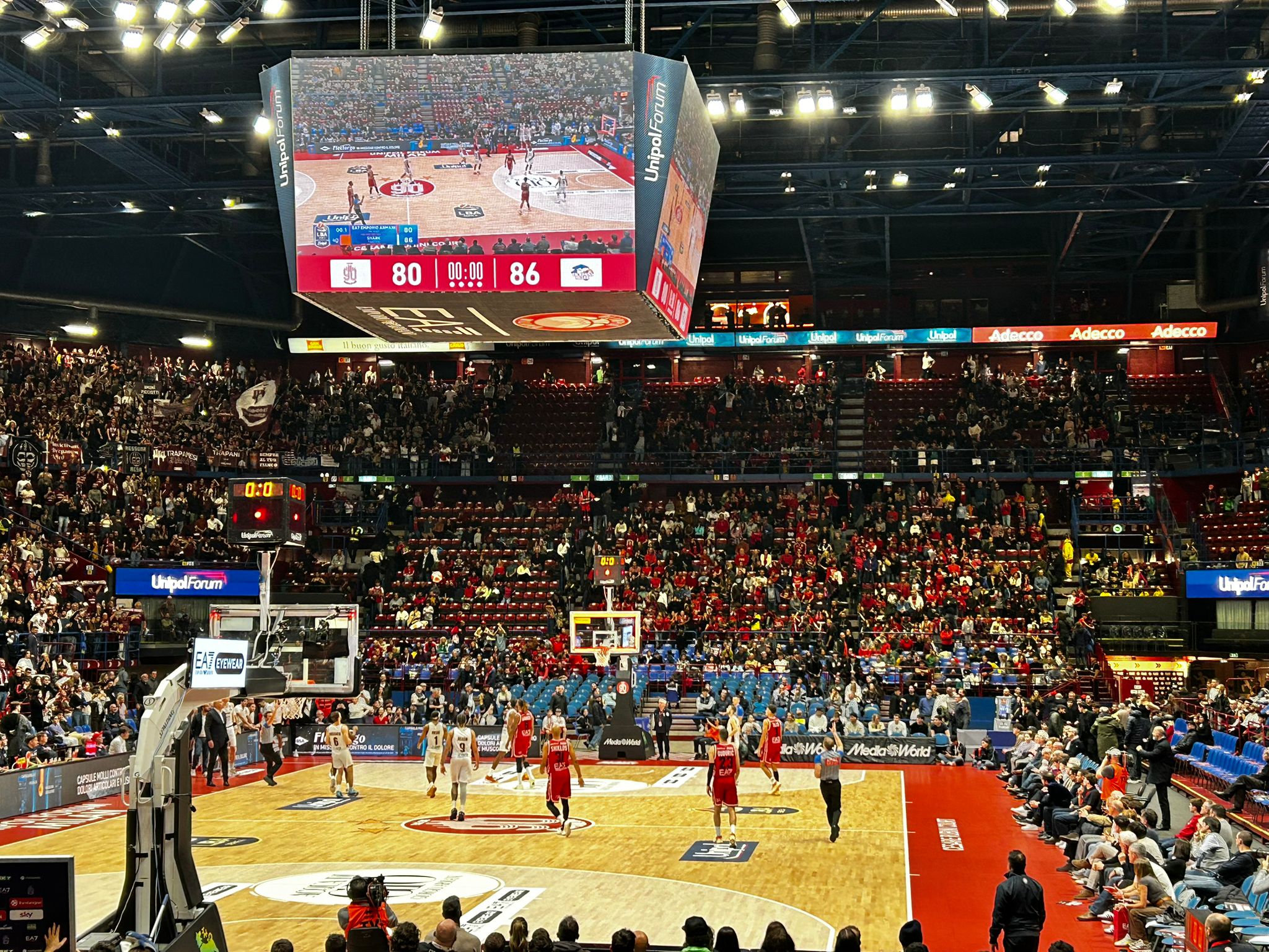 LBA, Olimpia Milano-Trapani Shark 80-86, terza sconfitta in campionato per l’EA7 di coach Messina
